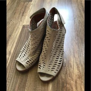 Via Spiga wedge sandal